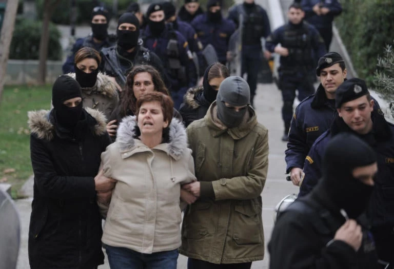 Ποινή ισόβιας κάθειρξης και 25 ετών στην Πόλα Ρούπα – Η συμμετοχή στον «Επαναστατικό Αγώνα»